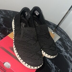 Skechers Vegan Washable Crochet Slip-Ons Sepulveda 2.0 Size 7 Black AUTHENTIC
